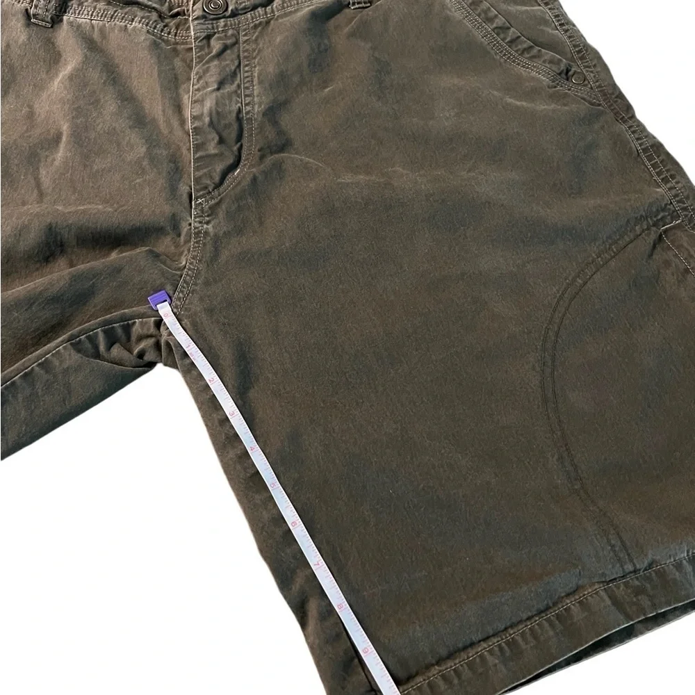 KUHL MENS PATINA TIE DYE ADVENTURE SHORTS SIZE 38